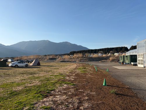 富士高原トマトフィールドにて 富士高原トマトフィールド グループキャンプ フリーサイト うぃるさんのキャンプブログ CAMPiii（キャンピー） -キャンプ専用SNS キャンプのすべてがここに集まる-