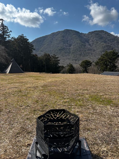 偶然は必然。 Secret Fort ソロキャンプ 区画サイト あやぴーさんのキャンプブログ CAMPiii（キャンピー） -キャンプ専用SNS キャンプのすべてがここに集まる-