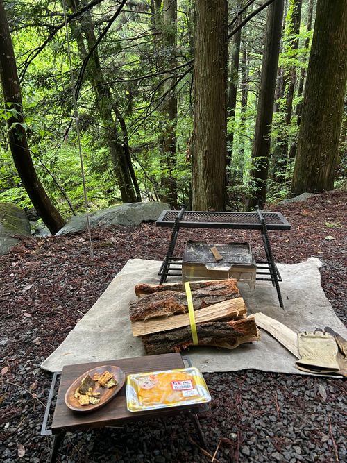 新緑キャンプ🏕 椿荘オートキャンプ場 ソロキャンプ 区画サイト Genさんのキャンプブログ CAMPiii（キャンピー） -キャンプ専用SNS キャンプのすべてがここに集まる-