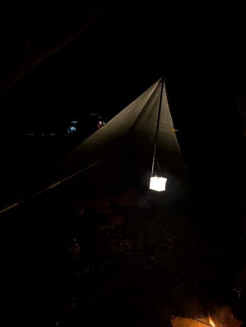 訳あって夜到着 PICA富士西湖 ソロキャンプ グループキャンプ フリーサイト アニさんのキャンプブログ CAMPiii（キャンピー） -キャンプ専用SNS キャンプのすべてがここに集まる-