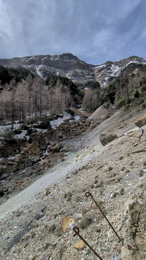 ちくいち (標高約1200m)(オートフリーサイト4500円) 内山牧場 ソロキャンプ グループキャンプ フリーサイト オートサイト IZUIZUさんのキャンプブログ CAMPiii（キャンピー） -キャンプ専用SNS キャンプのすべてがここに集まる-