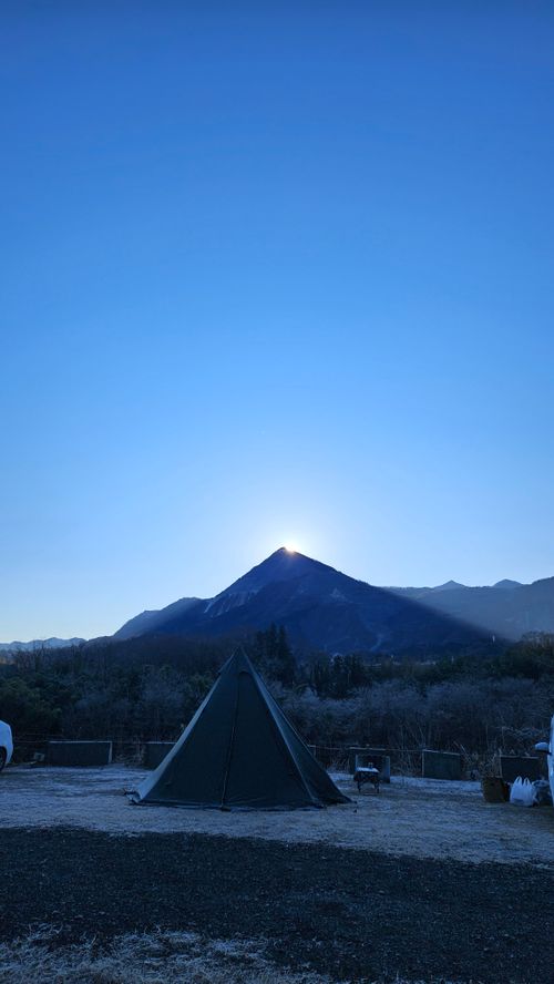 コスモキュランダ ともえ川Park ソロキャンプ グループキャンプ 区画サイト オートサイト IZUIZUさんのキャンプブログ CAMPiii（キャンピー） -キャンプ専用SNS キャンプのすべてがここに集まる-