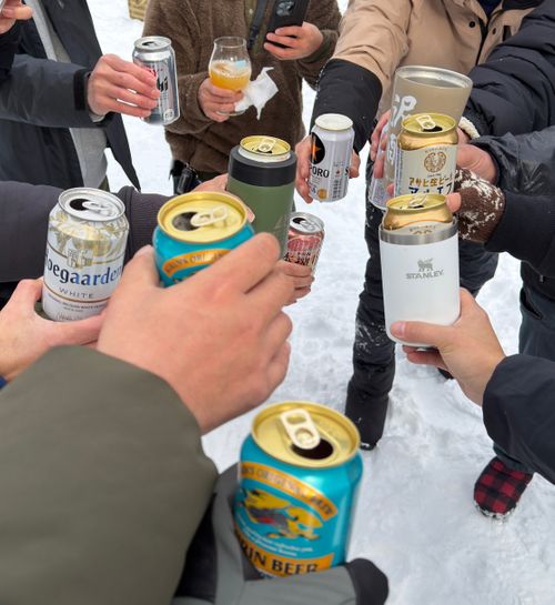 大人だけど雪遊び全振りキャンプ⛄️❄️🗿 白川郷ひらせ温泉キャンプサイト グループキャンプ フリーサイト ぐうたら夫婦さんのキャンプブログ CAMPiii（キャンピー） -キャンプ専用SNS キャンプのすべてがここに集まる-