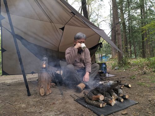 CAMPiii(キャンピー) ぼっちオヤジさんのキャンプブログ 薪拾い放題!! 月川荘キャンプ場 林間サイト