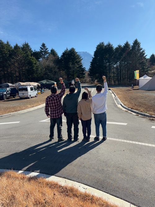 初めましてと、お久しぶり。2年ぶりのミリキャン参加。 富士本栖湖リゾート グループキャンプ フリーサイト HARUMAGEDONさんのキャンプブログ CAMPiii（キャンピー） -キャンプ専用SNS キャンプのすべてがここに集まる-