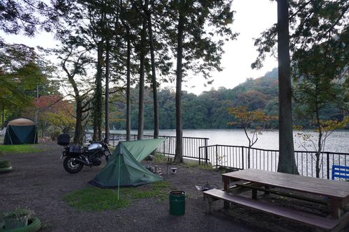 近場開拓ソロキャンツー 秋山川キャンプ場 ソロキャンプ 区画サイト 週末スナフキンさんのキャンプブログ CAMPiii（キャンピー） -キャンプ専用SNS キャンプのすべてがここに集まる-