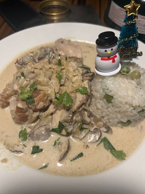 猫様と猫様に食われたパンと猫様に食われたパンを戴く下僕 大芦高原キャンプ場 ソロキャンプ フリーサイト おくさんさんのキャンプブログ CAMPiii（キャンピー） -キャンプ専用SNS キャンプのすべてがここに集まる-