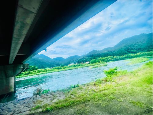 ダラダラと蒸し暑い中&hellip;梅雨のおじ🐰キャン△ in 阿武川河川敷 〜 CAMP NO.199 ソロキャンプ ファミリーキャンプ フリーサイト おじキャン△さんのキャンプブログ CAMPiii（キャンピー） -キャンプ専用SNS キャンプのすべてがここに集まる-
