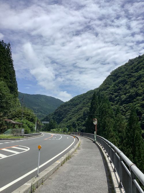 Vol.120 26/NO.10 中津峡〜秩父ホルモン食べる‼️ 秩父市 ソロキャンプ 🔥焚き火🔥さんのキャンプブログ CAMPiii（キャンピー） -キャンプ専用SNS キャンプのすべてがここに集まる-