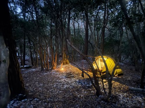 残雪中キャンプ PICA富士西湖 ソロキャンプ 区画サイト フリーサイト まっつんさんのキャンプブログ CAMPiii（キャンピー） -キャンプ専用SNS キャンプのすべてがここに集まる-