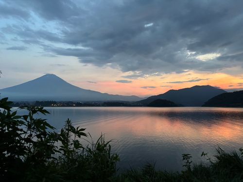 河口湖越しに富士山を臨む、はずが? 夢見る河口湖 コテージ戸沢センター ソロキャンプ 区画サイト オートサイト marpyさんのキャンプブログ CAMPiii(キャンピー) -キャンプ専用SNS キャンプのすべてがここに集まる-
