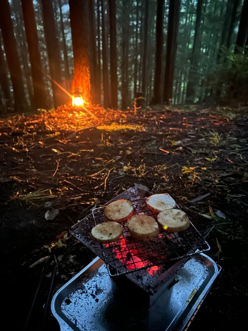 雨☔️の完ソロ🏕 ソロキャンプ フリーサイト Genさんのキャンプブログ CAMPiii（キャンピー） -キャンプ専用SNS キャンプのすべてがここに集まる-