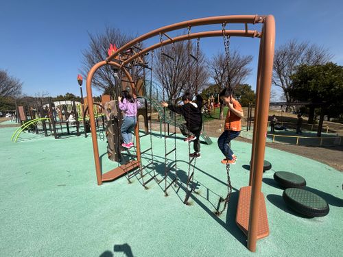 久しぶりのキャンプは強風で恐怖すぎたッ(T ^ T) RECAMP 養老（キャンプ＆ロッジ） ファミリーキャンプ オートサイト まつけんさんのキャンプブログ CAMPiii（キャンピー） -キャンプ専用SNS キャンプのすべてがここに集まる-