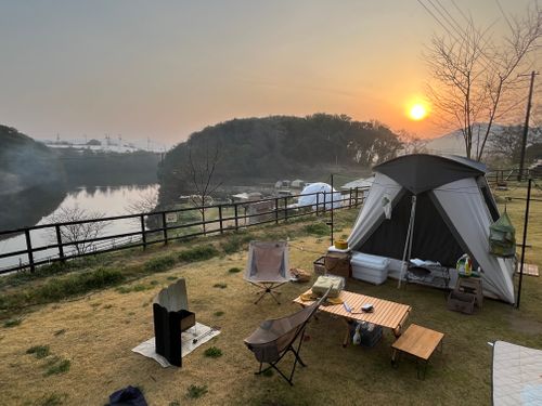 CAMPiii(キャンピー) ヨスケサンバジャロさんのキャンプブログ 少し早いお花見キャンプ MOUNT LAKE