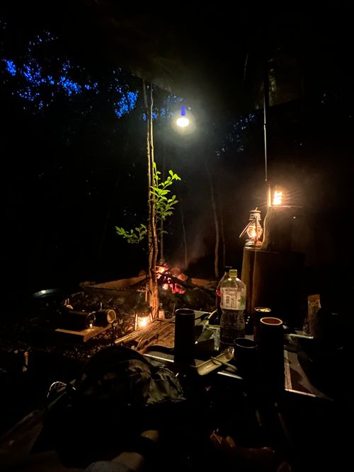 秘密基地🏕 こめぞーbase 最高👍🏻✨ ソロキャンプ グループキャンプ フリーサイト Genさんのキャンプブログ CAMPiii（キャンピー） -キャンプ専用SNS キャンプのすべてがここに集まる-