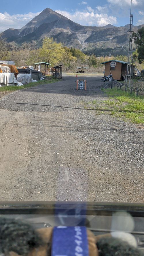 日和田山 ともえ川Park ソロキャンプ オートサイト フリーサイト IZUIZUさんのキャンプブログ CAMPiii（キャンピー） -キャンプ専用SNS キャンプのすべてがここに集まる-