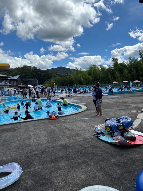 2025年9回目、恒例のプールキャン🏊‍♂️ 邑南町青少年旅行村 ファミリーキャンプ 区画サイト オートサイト わいげさんのキャンプブログ CAMPiii（キャンピー） -キャンプ専用SNS キャンプのすべてがここに集まる-