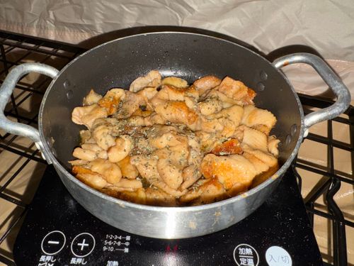 今年の桜は早かったキャンプ たびのCAMPING BASE 天守閣自然公園オートキャンプ場 ソロキャンプ 区画サイト やまなかさんのキャンプブログ CAMPiii（キャンピー） -キャンプ専用SNS キャンプのすべてがここに集まる-