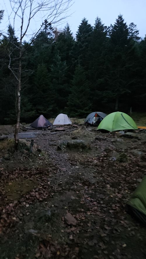 その後 日本 ソロキャンプ グループキャンプ 区画サイト フリーサイト オートサイト IZUIZUさんのキャンプブログ CAMPiii（キャンピー） -キャンプ専用SNS キャンプのすべてがここに集まる-