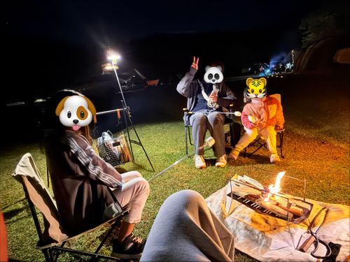 大満足のおもてなしキャンプ グリム冒険の森 ファミリーキャンプ フリーサイト Tadokoroさん🔰さんのキャンプブログ CAMPiii（キャンピー） -キャンプ専用SNS キャンプのすべてがここに集まる-