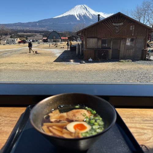 ダイヤモンド富士を見にふもとっぱらへ ふもとっぱらキャンプ場 ソロキャンプ グループキャンプ フリーサイト xiongmaoさんのキャンプブログ CAMPiii（キャンピー） -キャンプ専用SNS キャンプのすべてがここに集まる-