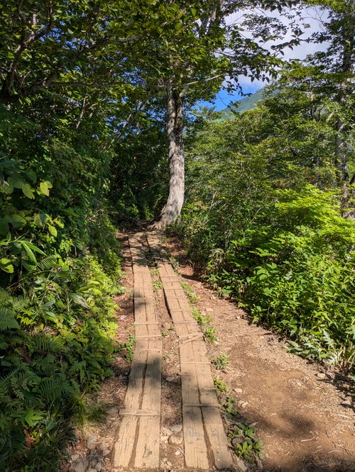 谷川岳に単独で登ってきたよ! 谷川岳温泉湯吹の湯オートキャンプ場 ソロキャンプ 区画サイト hachi329さんのキャンプブログ CAMPiii(キャンピー) -キャンプ専用SNS キャンプのすべてがここに集まる-