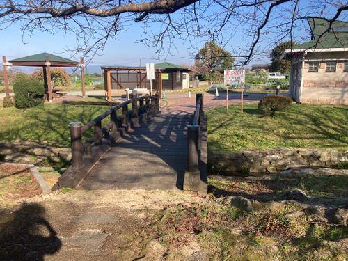 久しぶりの激オモ徒歩スタイルデイキャン！ 久留米ふれあい農業公園 ソロキャンプ 区画サイト やんさんのキャンプブログ CAMPiii（キャンピー） -キャンプ専用SNS キャンプのすべてがここに集まる-