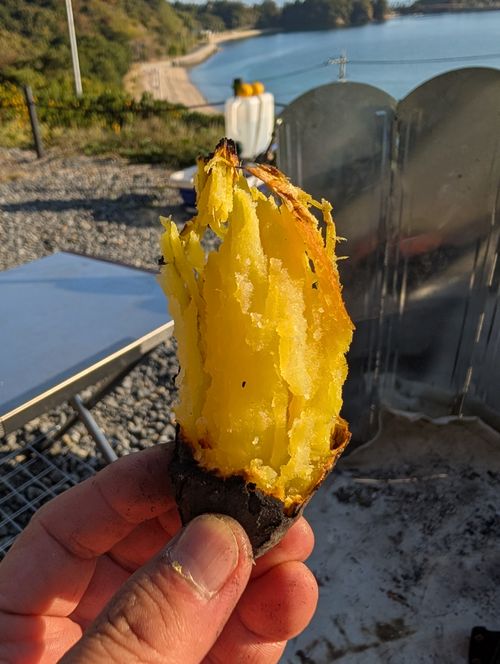 良い天気の上蒲刈島 かじかじテラスcampfield ソロキャンプ 区画サイト ともっちさんのキャンプブログ CAMPiii（キャンピー） -キャンプ専用SNS キャンプのすべてがここに集まる-