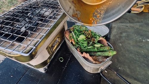 湖畔キャンプ＿BUNDOK俺用七輪で焼き肉キャンプ 六ツ矢崎浜オートキャンプ場 ソロキャンプ フリーサイト HOTさんのキャンプブログ CAMPiii（キャンピー） -キャンプ専用SNS キャンプのすべてがここに集まる-