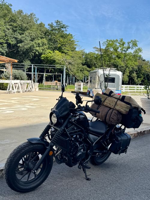おバイクキャンプ低山ハイク FREE AND EASY CAMP RESORT ソロキャンプ フリーサイト Aoさんのキャンプブログ CAMPiii(キャンピー) -キャンプ専用SNS キャンプのすべてがここに集まる-