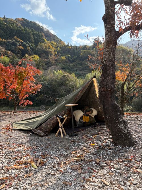 寒波にも負けずに軍幕も重ね着アレンジ【カモチラREISM】 徳島県 ソロキャンプ フリーサイト camping roll♪さんのキャンプブログ CAMPiii（キャンピー） -キャンプ専用SNS キャンプのすべてがここに集まる-