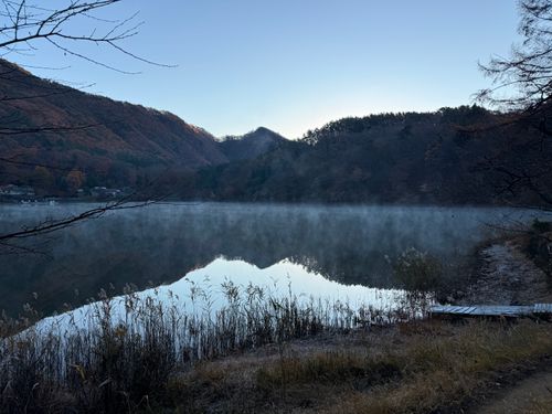 毎年行きたいキャンプ場 四尾連湖 水明荘キャンプ場 ソロキャンプ 区画サイト フリーサイト Ryo-hateさんのキャンプブログ CAMPiii（キャンピー） -キャンプ専用SNS キャンプのすべてがここに集まる-