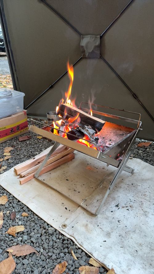 紅葉キャンはいつもの場所で オートキャンプせせらぎ ソロキャンプ グループキャンプ 区画サイト xiongmaoさんのキャンプブログ CAMPiii（キャンピー） -キャンプ専用SNS キャンプのすべてがここに集まる-