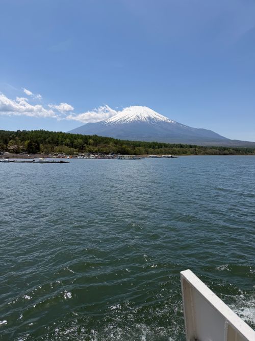 富士山キャンプとタープ崩壊 山梨県 ファミリーキャンプ 区画サイト パパゴニアさんのキャンプブログ CAMPiii（キャンピー） -キャンプ専用SNS キャンプのすべてがここに集まる-
