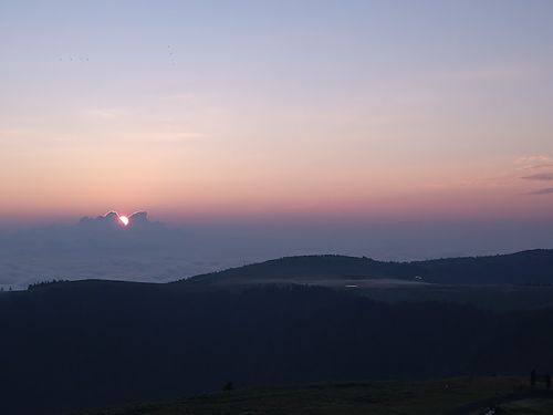 7/19（日）年一回・恒例泊の前泊はキャンプで⛺ 美鈴湖もりの国 オートキャンプ場 ファミリーキャンプ キャンピングカー vios outdoor'sさんのキャンプブログ CAMPiii（キャンピー） -キャンプ専用SNS キャンプのすべてがここに集まる-