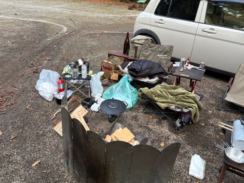 第86話　2泊3日で山梨に遊びにいく！これは惚気記事じゃなく、ちゃんとしたキャンプ記事です(多分) 四尾連湖 龍雲荘キャンプ場 ソロキャンプ グループキャンプ 区画サイト ちろ犬さんのキャンプブログ CAMPiii（キャンピー） -キャンプ専用SNS キャンプのすべてがここに集まる-