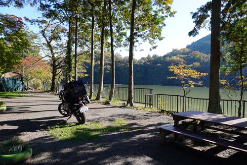 近場開拓ソロキャンツー 秋山川キャンプ場 ソロキャンプ 区画サイト 週末スナフキンさんのキャンプブログ CAMPiii（キャンピー） -キャンプ専用SNS キャンプのすべてがここに集まる-