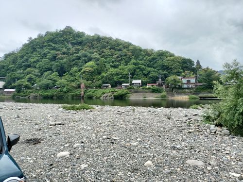 河原でキャンプ 美濃橋 河川敷 グループキャンプ ソロキャンプ フリーサイト たかたかぽんたさんのキャンプブログ CAMPiii（キャンピー） -キャンプ専用SNS キャンプのすべてがここに集まる-