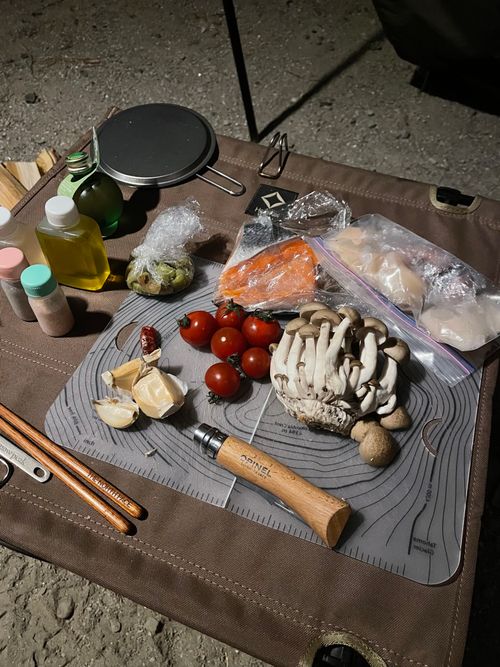 徒歩ソロで行く、武甲山と荒川の眺めが最高な、ともえ川Parkへ！ ともえ川Park ソロキャンプ 区画サイト ma9さんのキャンプブログ CAMPiii（キャンピー） -キャンプ専用SNS キャンプのすべてがここに集まる-