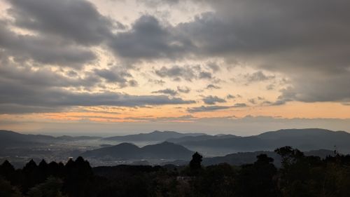 雪が解け　妻が目覚めた　誕生日🎂 FUNAYAMA MOUNTAIN ファミリーキャンプ 区画サイト オートサイト ヒゲキャンさんのキャンプブログ CAMPiii（キャンピー） -キャンプ専用SNS キャンプのすべてがここに集まる-
