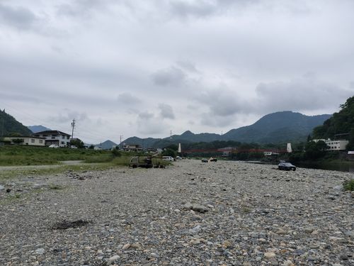 河原でキャンプ 美濃橋 河川敷 グループキャンプ ソロキャンプ フリーサイト たかたかぽんたさんのキャンプブログ CAMPiii（キャンピー） -キャンプ専用SNS キャンプのすべてがここに集まる-