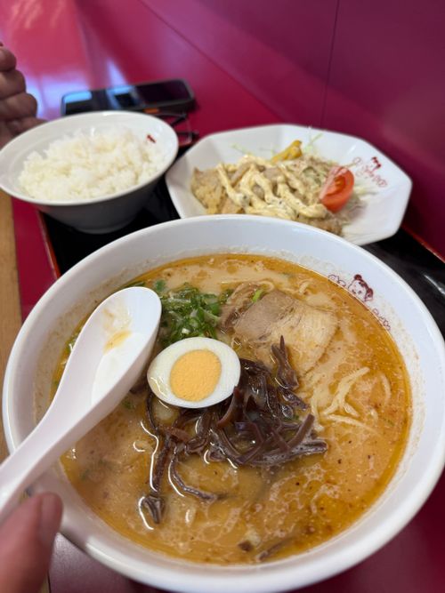 九州伊勢えびキャンプ@阿蘇レインボーバレーたる由縁🌈 阿蘇レインボーバレー グループキャンプ オートサイト ぐうたら夫婦さんのキャンプブログ CAMPiii（キャンピー） -キャンプ専用SNS キャンプのすべてがここに集まる-