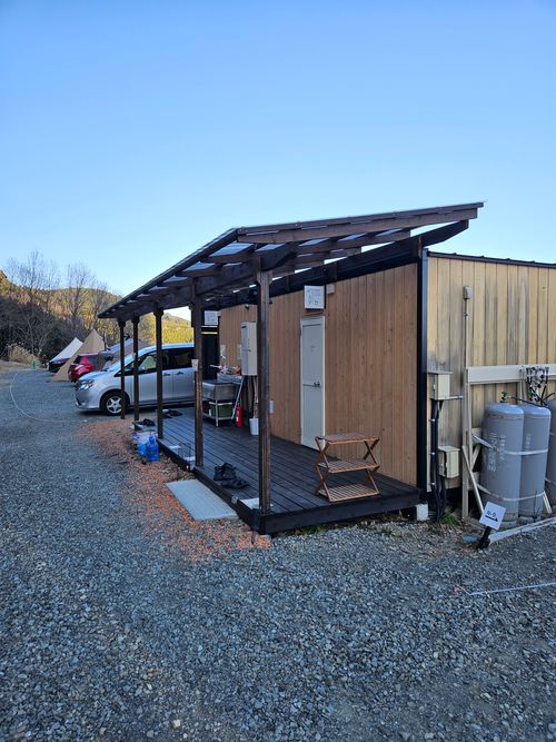 スパイシーカレーチキン (標高520m)(オートサイト区画6000円) おそとのてらす 南アルプス ソロキャンプ 区画サイト オートサイト IZUIZUさんのキャンプブログ CAMPiii（キャンピー） -キャンプ専用SNS キャンプのすべてがここに集まる-