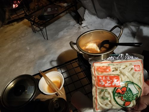 雪中が好きです 飛騨荘川 一色の森キャンプ場 ソロキャンプ グループキャンプ 区画サイト オートサイト たかたかぽんたさんのキャンプブログ CAMPiii（キャンピー） -キャンプ専用SNS キャンプのすべてがここに集まる-