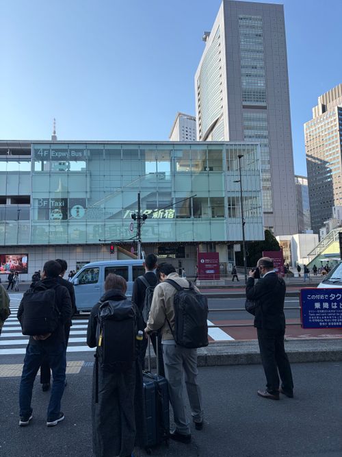 老人2人とピクニック 湖岸緑地 志那1 ファミリーキャンプ フリーサイト 美味しいご飯が食べたい！！さんのキャンプブログ CAMPiii（キャンピー） -キャンプ専用SNS キャンプのすべてがここに集まる-