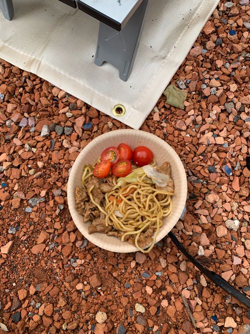 友達のキャンプデビュー 俺たちのキャンプ場 ソロキャンプ グループキャンプ オートサイト ナタツさんのキャンプブログ CAMPiii（キャンピー） -キャンプ専用SNS キャンプのすべてがここに集まる-