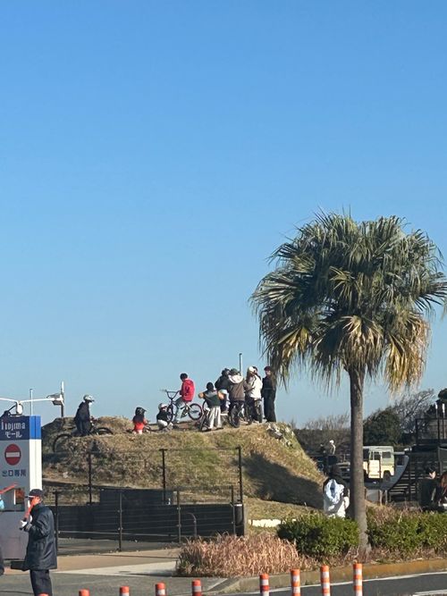 東京湾に残された唯一の自然島にてチェアリング 猿島 ソロキャンプ フリーサイト Genさんのキャンプブログ CAMPiii（キャンピー） -キャンプ専用SNS キャンプのすべてがここに集まる-