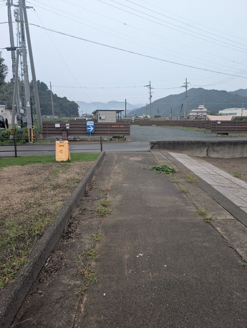 シルバーウィークに行けなくて雨 RVパークsmartおおい～Nomad&rsquo;sNook～ 区画サイト オートサイト yosihikozc4さんのキャンプブログ CAMPiii（キャンピー） -キャンプ専用SNS キャンプのすべてがここに集まる-