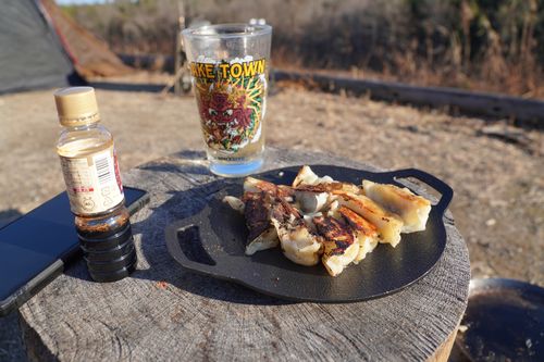 いつの間にか沢山揃ったソログル2連泊 ともえ川Park グループキャンプ 区画サイト 週末スナフキンさんのキャンプブログ CAMPiii（キャンピー） -キャンプ専用SNS キャンプのすべてがここに集まる-