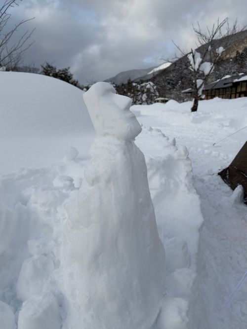 大人だけど雪遊び全振りキャンプ⛄️❄️🗿 白川郷ひらせ温泉キャンプサイト グループキャンプ フリーサイト ぐうたら夫婦さんのキャンプブログ CAMPiii（キャンピー） -キャンプ専用SNS キャンプのすべてがここに集まる-